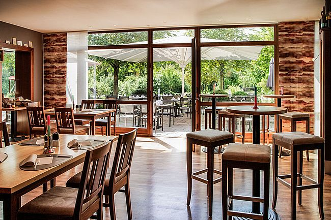 Restaurant mit Sonnenterrasse